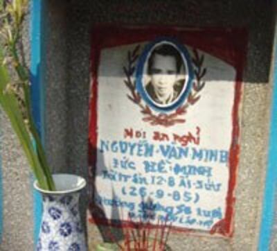 HeMinh200.jpg