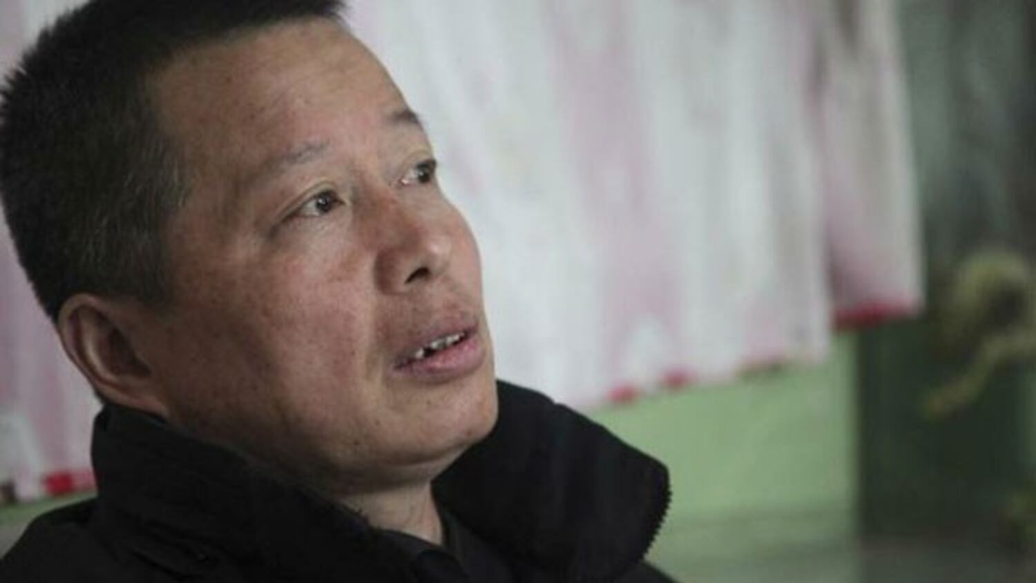 Disappeared Chinese Lawyer 'Held in Darkness' in Shaanxi Province