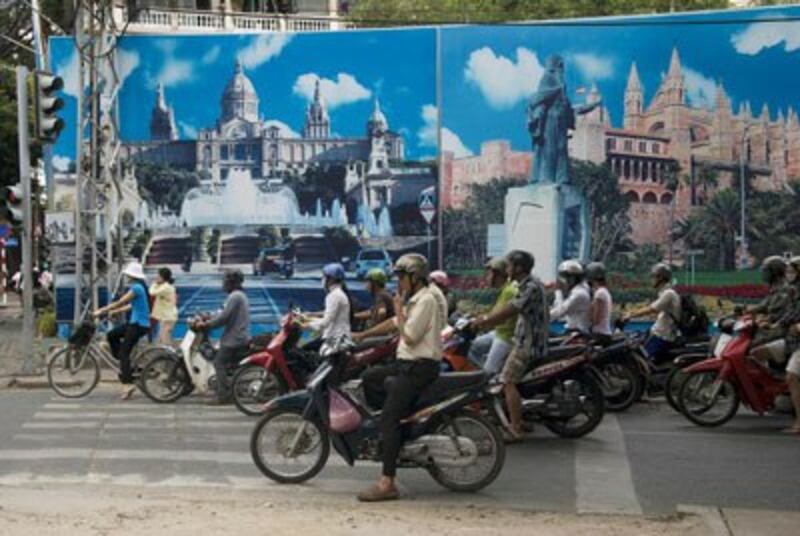 Giao thông trên đường phố Sài Gòn tháng 5/2014. AFP photo
