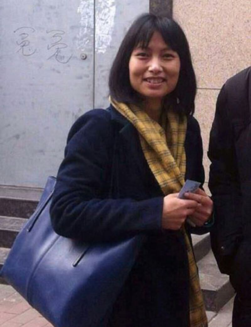 王勝生律師評估，律師事師所妥協繼續履行合約，是因她盡早將事向外公布，得到法律及社會的支持，遂成功扭轉結果。她謂，不敢猜測往後如何，因為她拒絶不做「敏感」案件的要求。（網民）