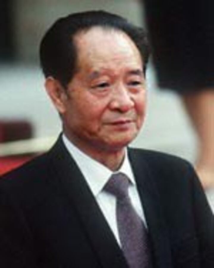 把耀邦的精神注入中国的政坛和文坛(鲍彤) – 普通话主页