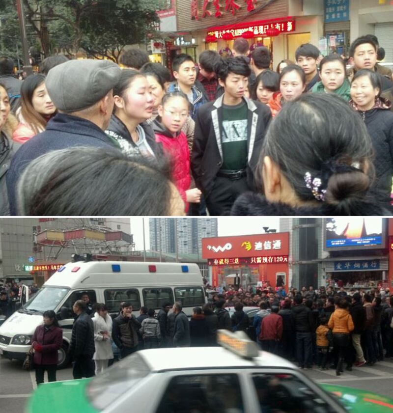 2014年2月7日,四川省內江市公園街,數名懷疑醉酒城管,被指收取”保護費”時毆打小販。見同伴被打的女小販在場向群眾哭訴。群眾包圍城管,警方趕來協助城管解圍。(網民攝)