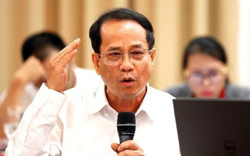 Phó Giáo Sư, Tiến Sĩ Ngô Trí Long, nguyên viện trưởng Viện Nghiên cứu thị trường giá cả Bộ Tài Chính.