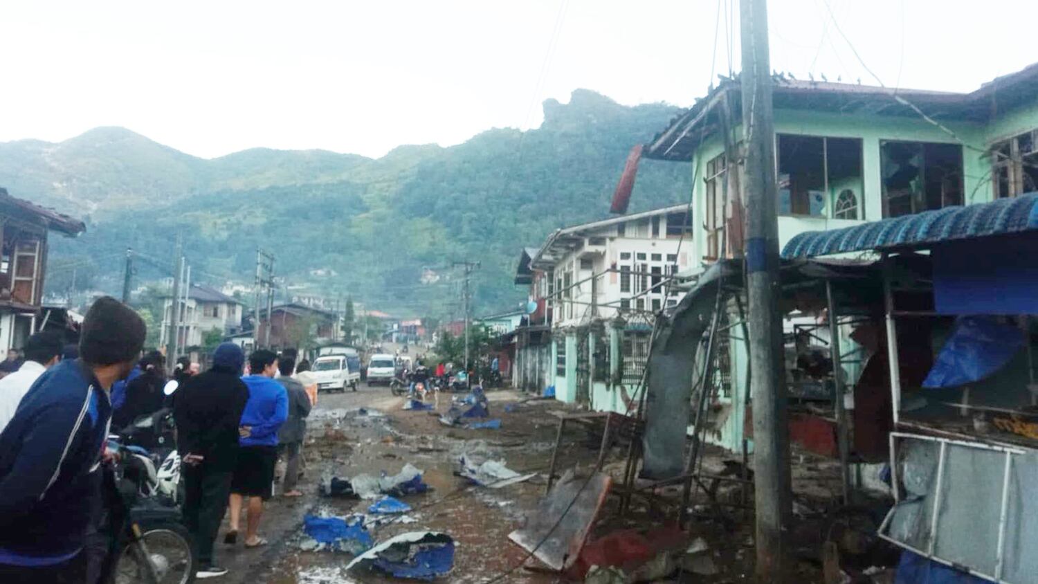 Myanmar junta bombs insurgent-held gem-mining hub killing 9