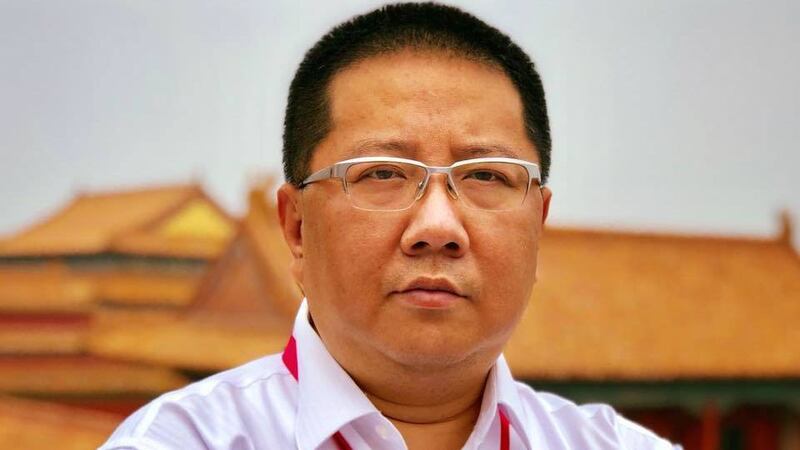 铭传大学广电系助理教授杜圣聪认为，台湾社会已经够成熟，央视的内容很八股，台湾人哪受得了。(图源：杜圣聪脸书)