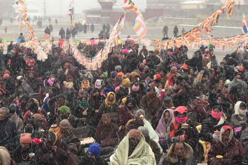 Devotees at Tulku Hungkar Dorje’s teachings in 2018.