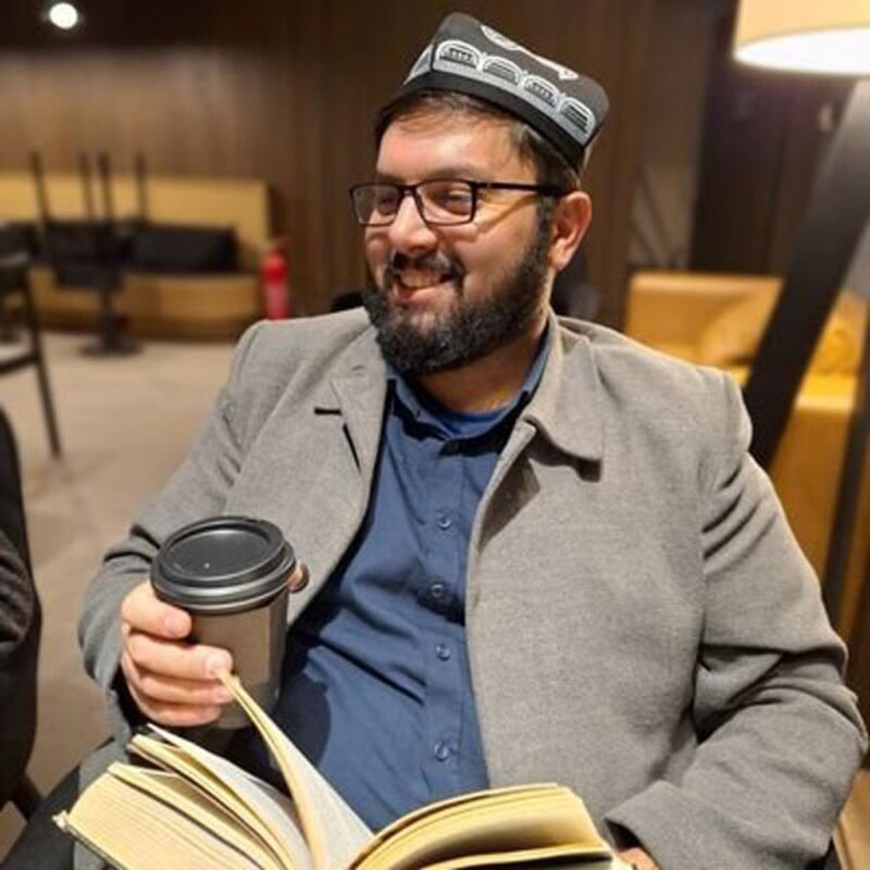 شەرقىي تۈركىستان مەدەنىيەت ئۆيى ۋە تۈركىستان قەھۋەخانىسىنىڭ مەسئۇلى بارىش كۇرت. 2025-يىلى 20-فېۋرال، ئىستانبۇل