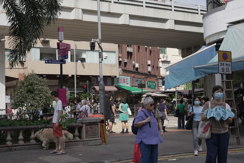 警方今年已在旺角較多人的位置，安裝了15組閉路電視。（衛斯攝）