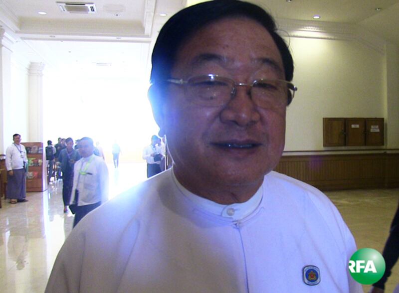 ပြည်သူ့လွှတ်တော် ဒုတိယဥက္ကဌ ဦးတီခွန်မြတ် ကို တွေ့ရစဉ်