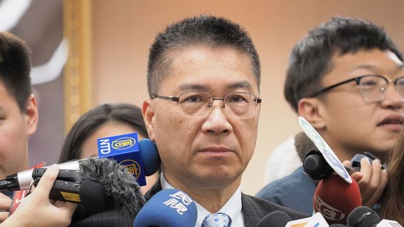 内政部长徐国勇称,不允许有心人士以赌盘、假讯息等影响选举。(记者 黄春梅摄)