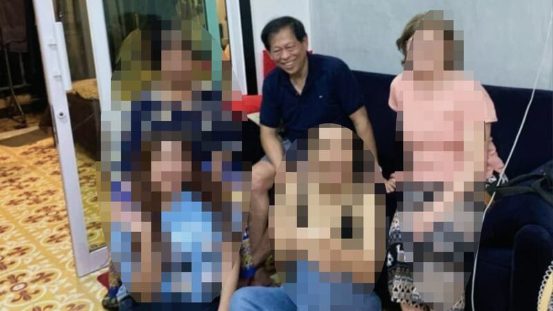 Lim_Kimya_and_wife_met_relatives_some_days_before_going_to_Bangkok_on_010725_provided_to_RFA_by_relative_but_need_to_hide_ID_3.jpeg