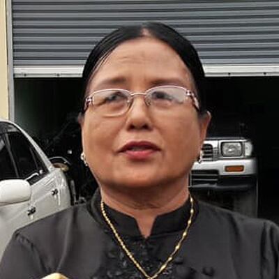 တရားလွှတ်တော်ရှေ့နေ ဒေါ်အေးနုစိန်။