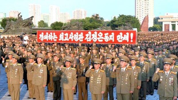 지난 25일 '전승절'(조국해방전쟁승리의 날) 64주년을 앞두고 북한 육군, 해군, 항공 및 반항공군(공군) 결의대회가 열렸다.