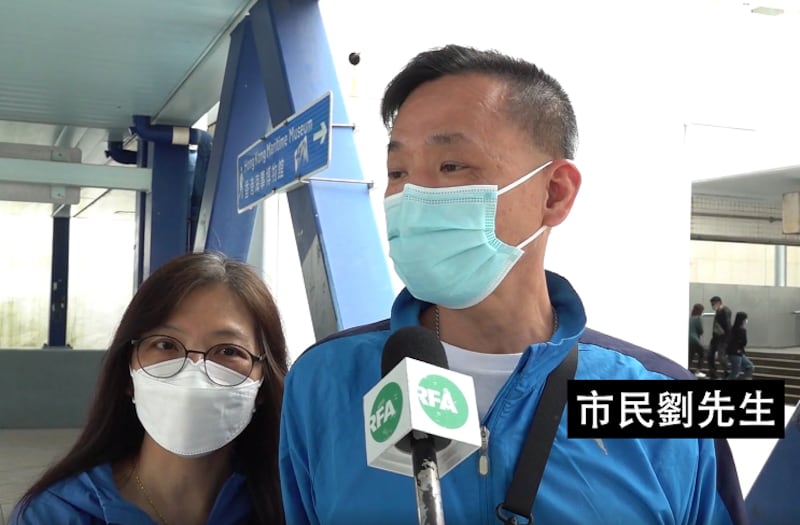 市民劉先生向本台稱，認為港人學習普通話是「有需要的」。（石頭 攝）