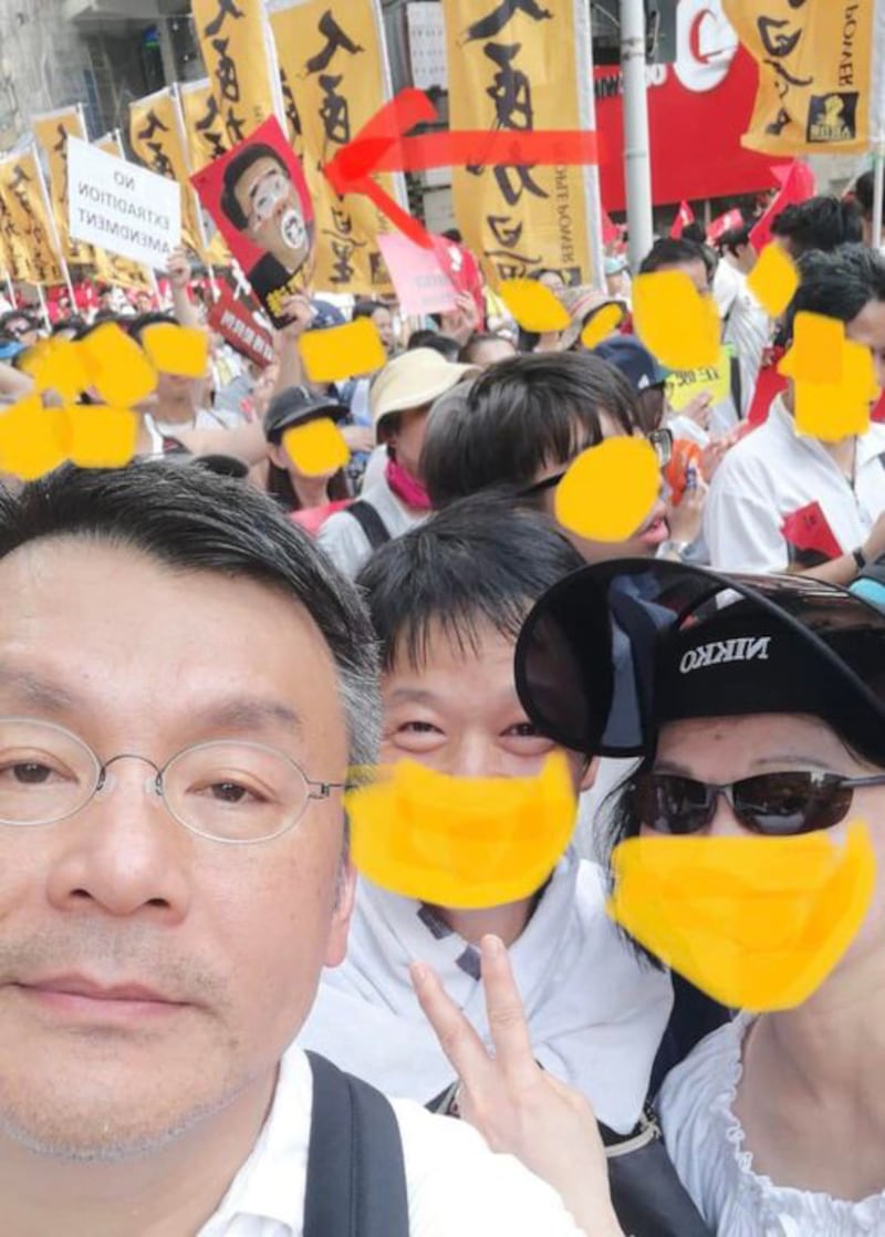 2019年6月9日,年屆55歲的周小龍第一次上街遊行。(周小龍FB專頁)
