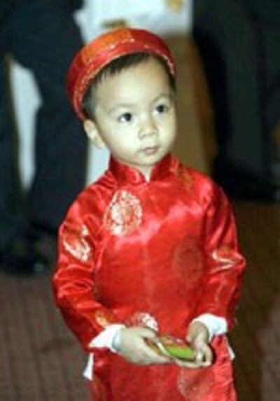 BoyTraditionalDressTet150.jpg