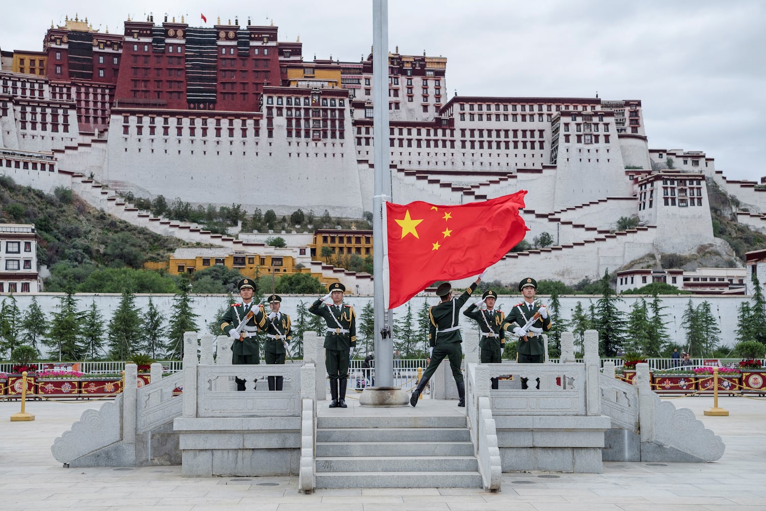བོད་ནང་གི་མི་རབས་གསར་པའི་བོད་པའི་འགོ་ཁྲིད་ཚོར་དངོས་ཡོད་དབང་ཆ་ཡོད་དམ།