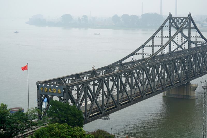 yalu_bridge.png