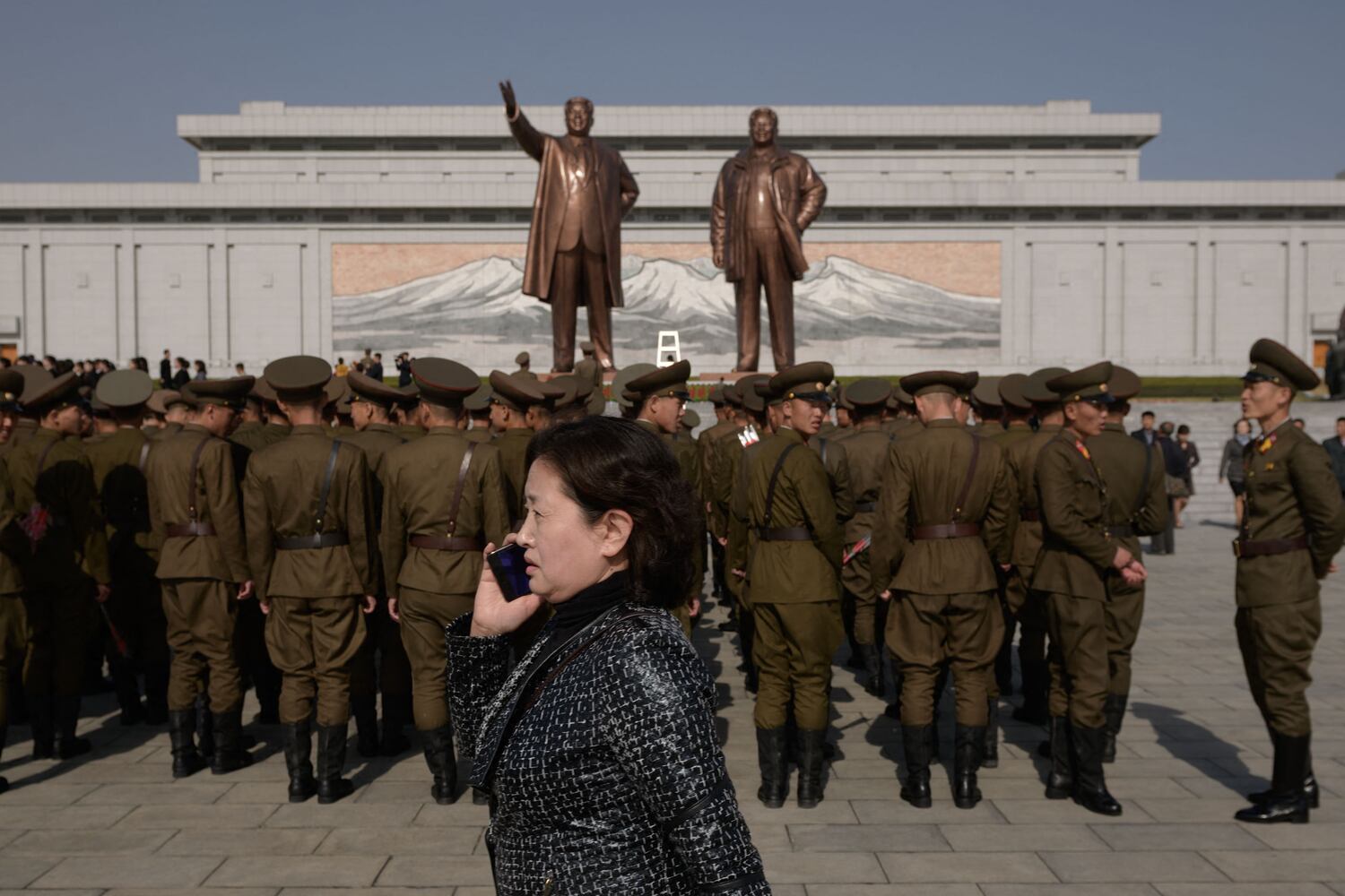 North Korea deploys handheld signal detectors to crack down on cross-border calls