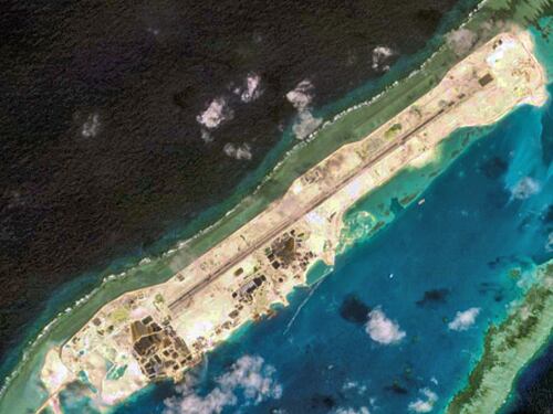 Trung Quốc phản đối Việt Nam xây dựng đảo ở Biển Đông