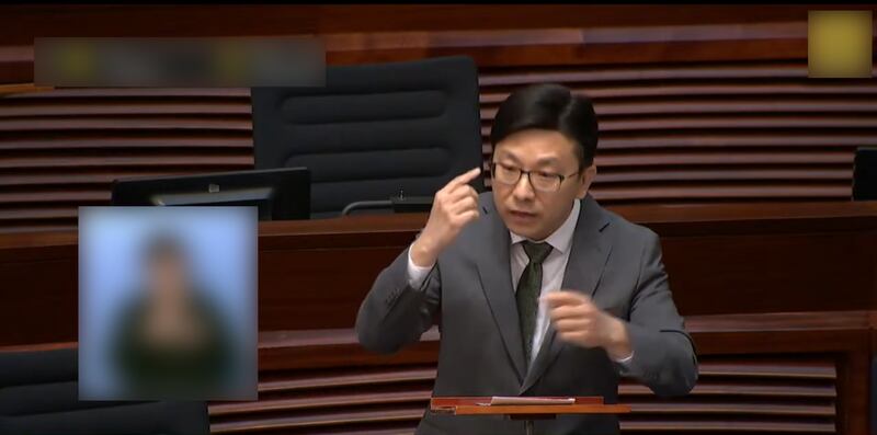 勞工及福利局局長孫玉菡回應議員指,希望通過人才來港,證明香港的重要性。(立法會直播截圖)