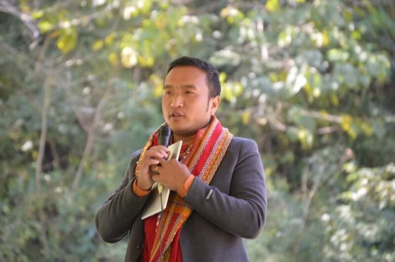 Pastor Cung Biak Hum