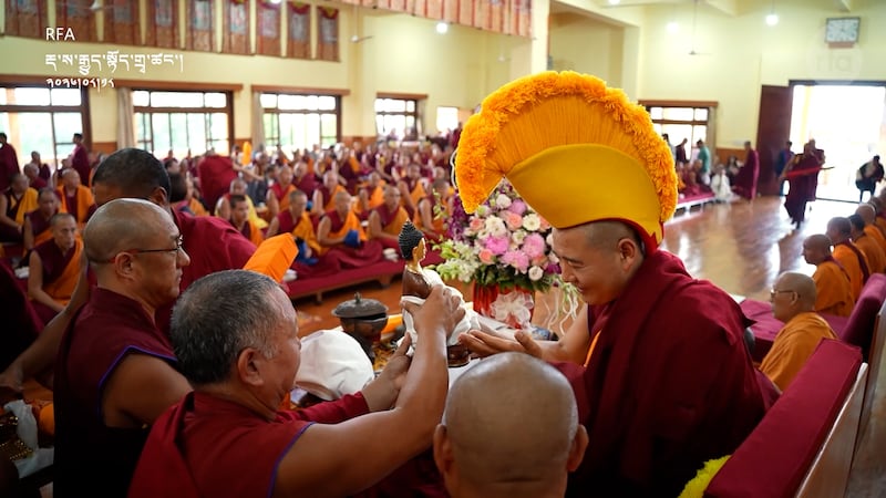 ༧སྐྱབས་རྗེ་ཡང་སྟེང་རིན་པོ་ཆེ་མཆོག་རྒྱུད་སྟོད་གྲྭ་ཚང་གི་བླ་མ་དབུ་མཛད་ཀྱི་ཁྲི་འདོན་མཛད་སྒོའི་སྐབས། ༢༠༢༦།༠༨།༡༨