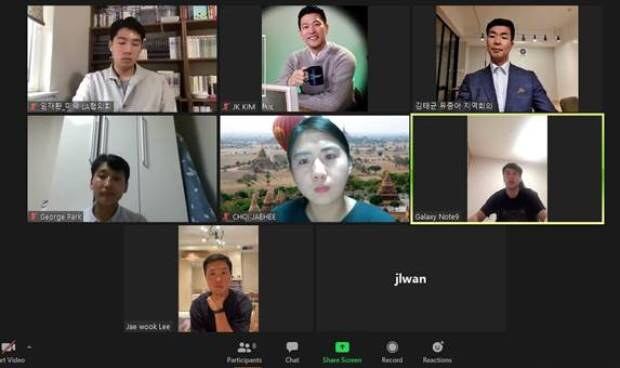 ‘한국전쟁 70년의 의미’ 온라인 토론에 참여한 북한 출신 장마당세대와 해외 한인 청년들.