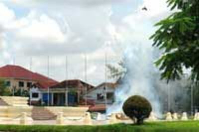 CambodiaVietnamBomb200b.jpg
