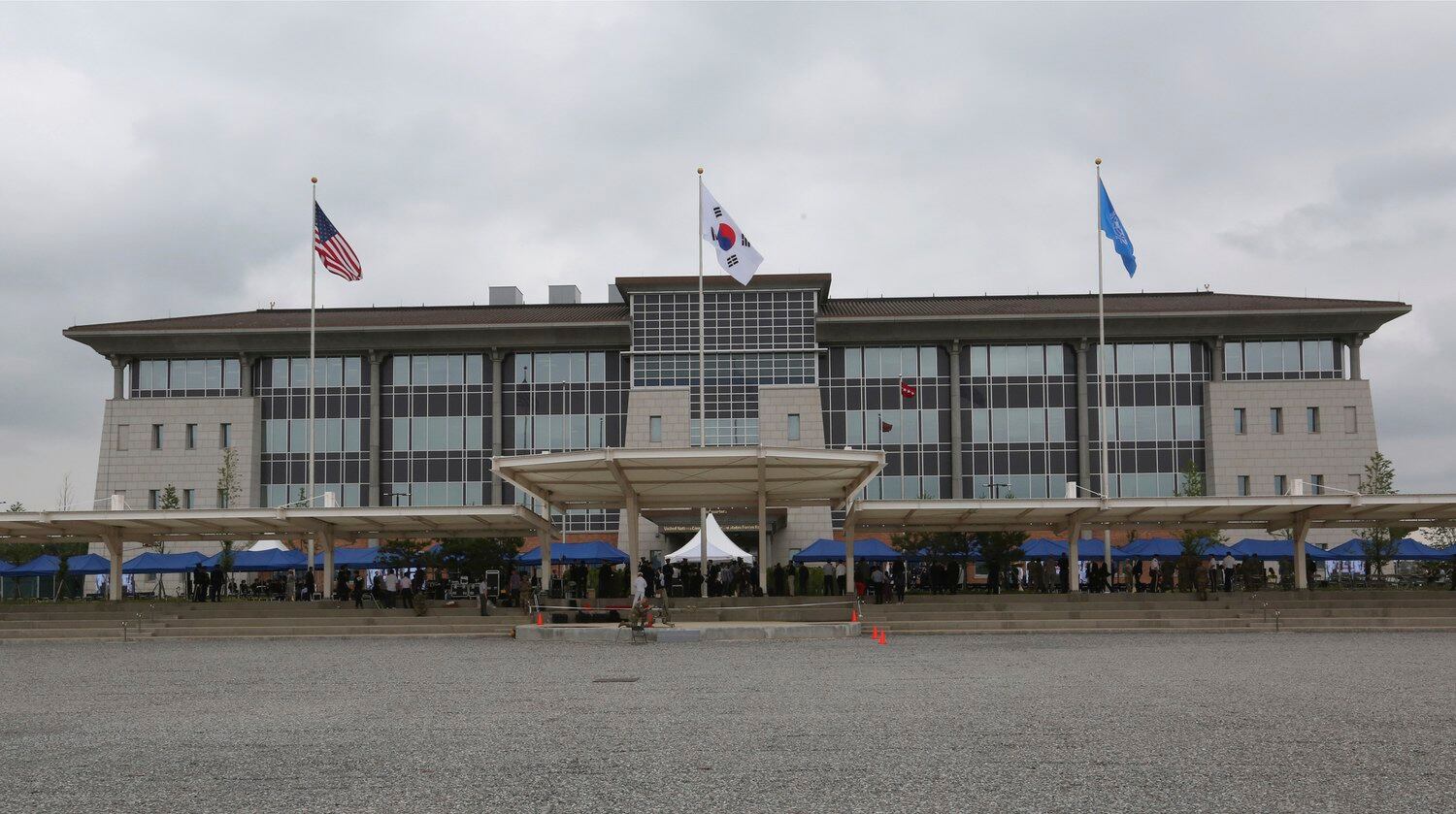 경기도 평택의 캠프 험프리스 내 주한미군 사령부 건물.