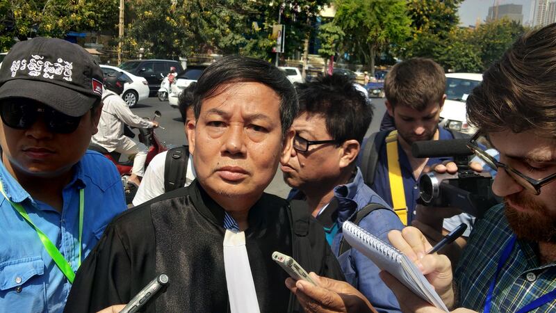 Pheng_Heng_in_front_of_PP_Court_011520_LightningB.jpg