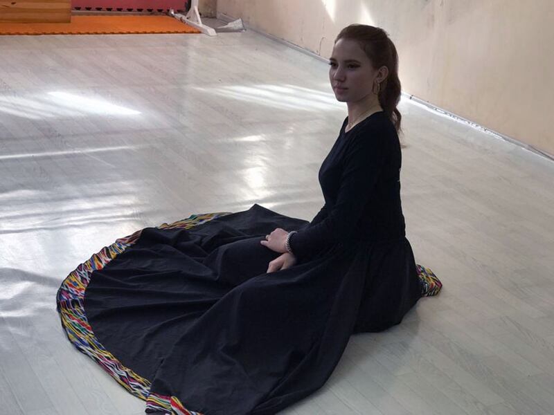 ئۇيغۇر ئۇسسۇلىغا قىزىقىدىغان رۇس قىزى ۋىكتورىيە (Victoria). 2024-يىلى 26-مارت، بىشكەك
