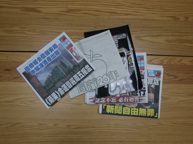 時任警務處處長鄧炳強曾不點名批評《蘋果日報》製造假新聞。(資料圖片)