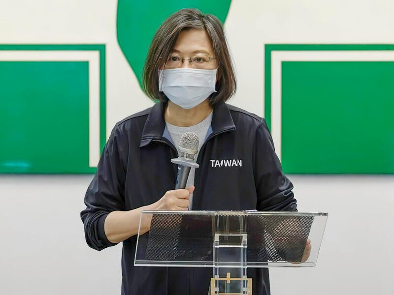 民進黨主席蔡英文：國民黨在中國發動軍演時刻仍執意前往訪問，令台灣人失望。（民進黨提供）