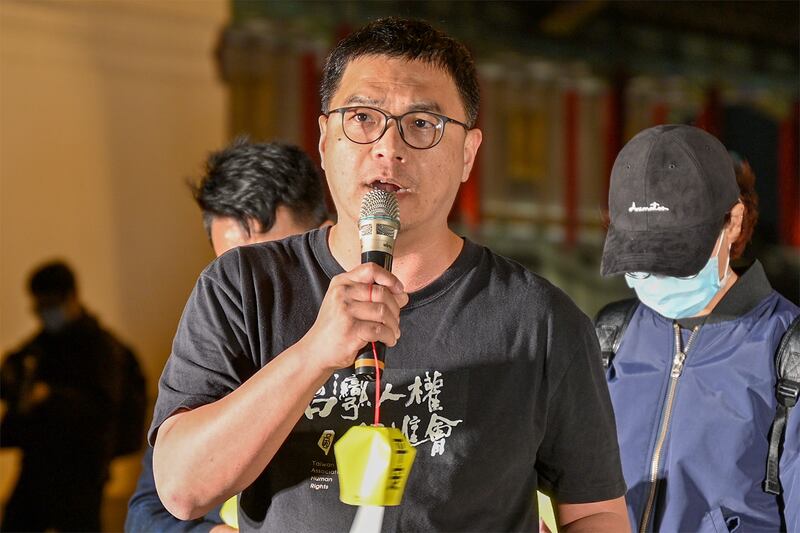 2021年2月8日，台灣人權促進會秘書長施逸翔：政府應成立人權庇機制，收容香港和西藏等受迫害人士。（鍾廣政 攝）