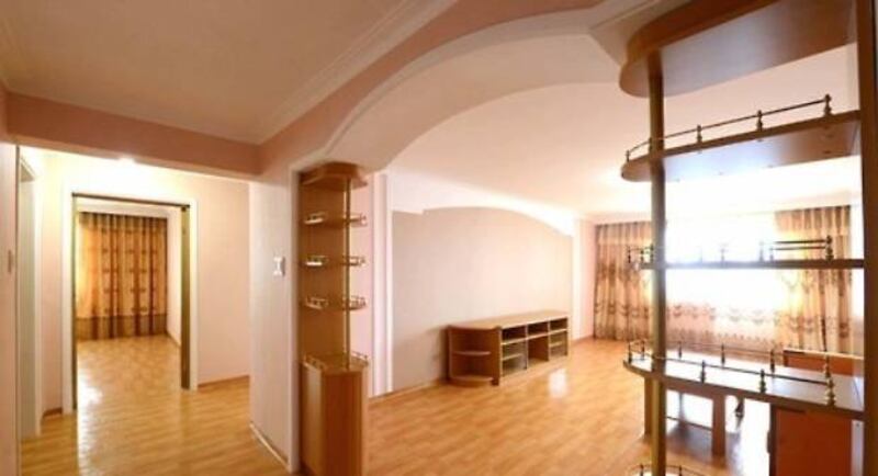 inside_apt1.jpg