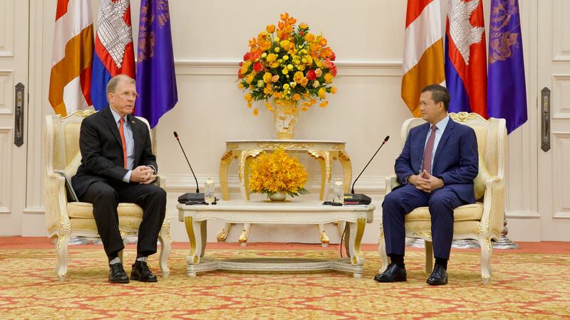 Patrick_Murphy_meets_Hun_Manet_092723_FB_US_Embassy_2.jpg