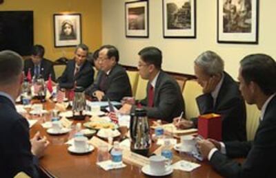 Ông Phạm Quang Nghị làm việc với Bộ Ngoại giao Mỹ tại Washington DC. Courtesy VOV.