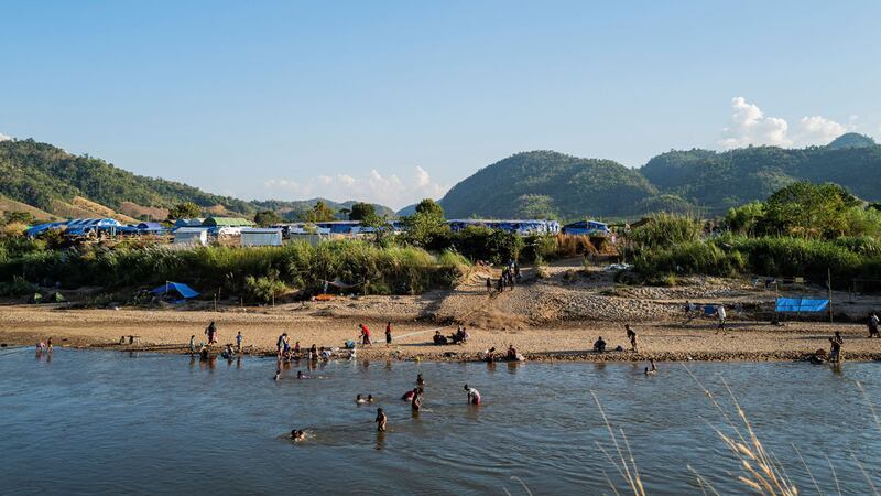 refugee-flee-thailand.jpg