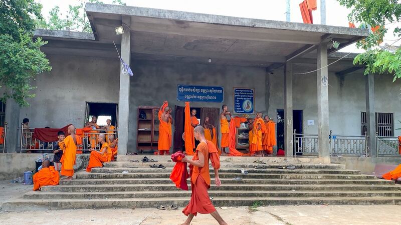 Approximately 200 young men and women were ordained as monks and nuns at a recent ceremony in Battambang province, Cambodia, May 22, 2024. (RFA)