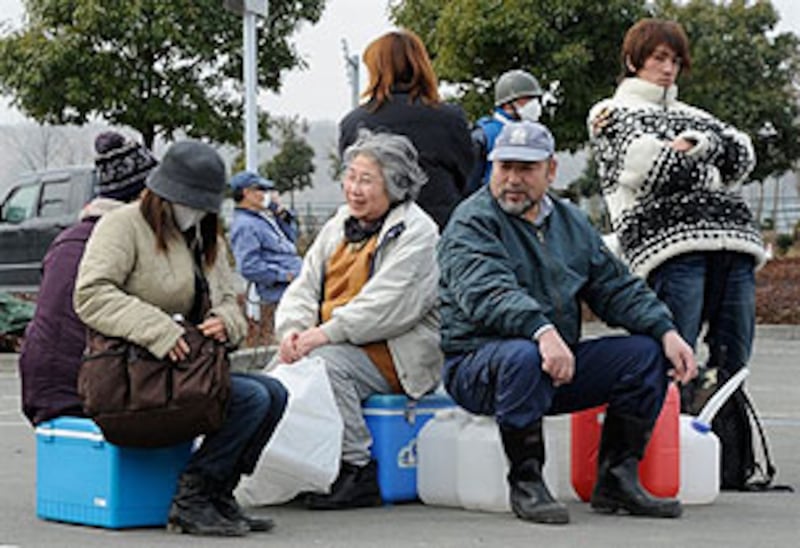 Miyagi_waiting_water305.jpg
