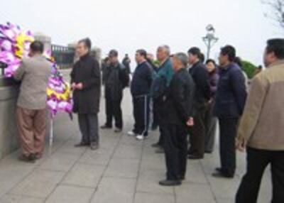 Zhao_Sun_crowd200a.jpg