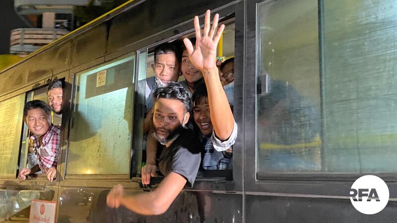 insein-prisoners-free.jpg