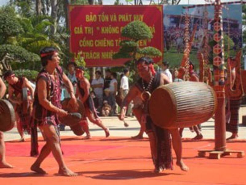 Đại hội liên hoan Cồng Chiêng Tây Nguyên