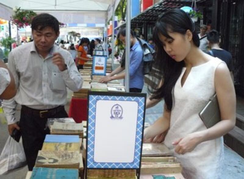 Ngày 9 tháng 1 năm 2016, Đường sách Sài Gòn khai trương tại đường Nguyễn Văn Bình, trung tâm Sài Gòn. RFA PHOTO.