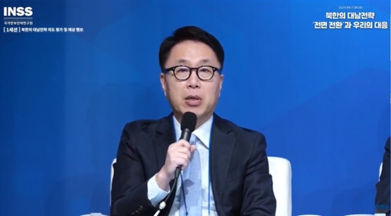 K021624dh3.jpg