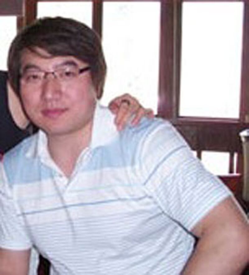 北京網民翟小兵被以"涉嫌散佈虛假恐怖信息"被刑拘33日後，獲取保釋放。（相片由網友提供）