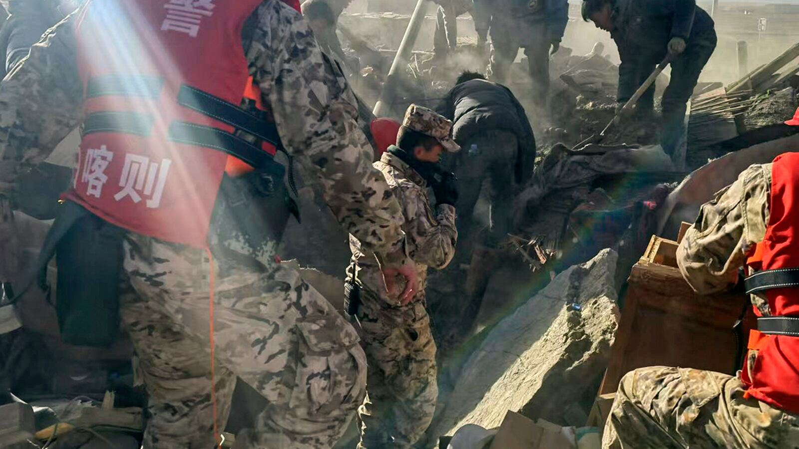 At least eight Tibetan monasteries and nunneries have suffered extensive damage due to a powerful earthquake.