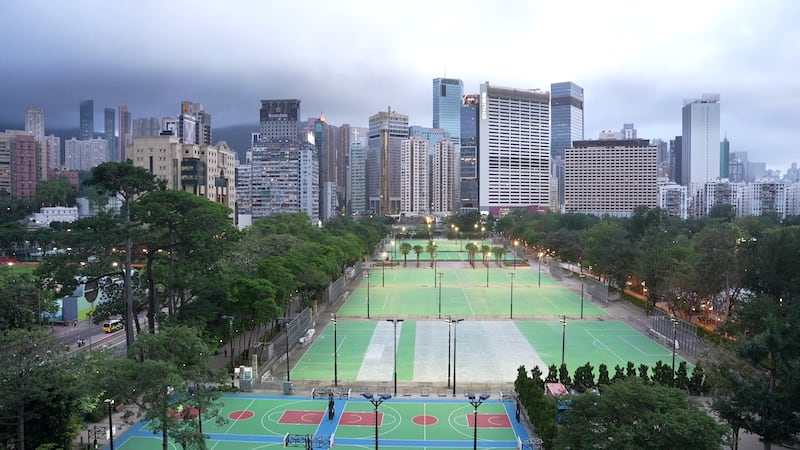 今年香港的「六四」,維園再沒有燭光。(石頭 攝)