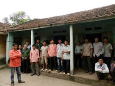 Người dân huyện Lục Ngạn, Bắc Giang, ảnh chụp trước đây. File photo.